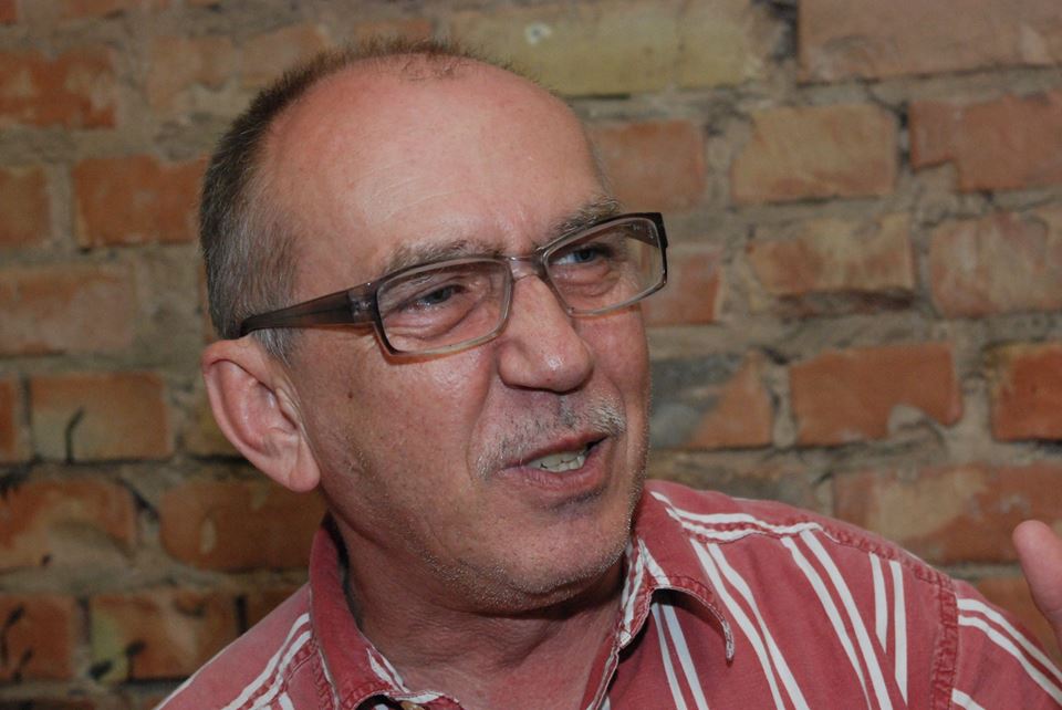 Вірші Олександра Ірванця про кохання та війну