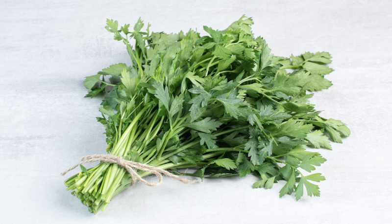 Що означає, якщо сниться зелений кріп або петрушка