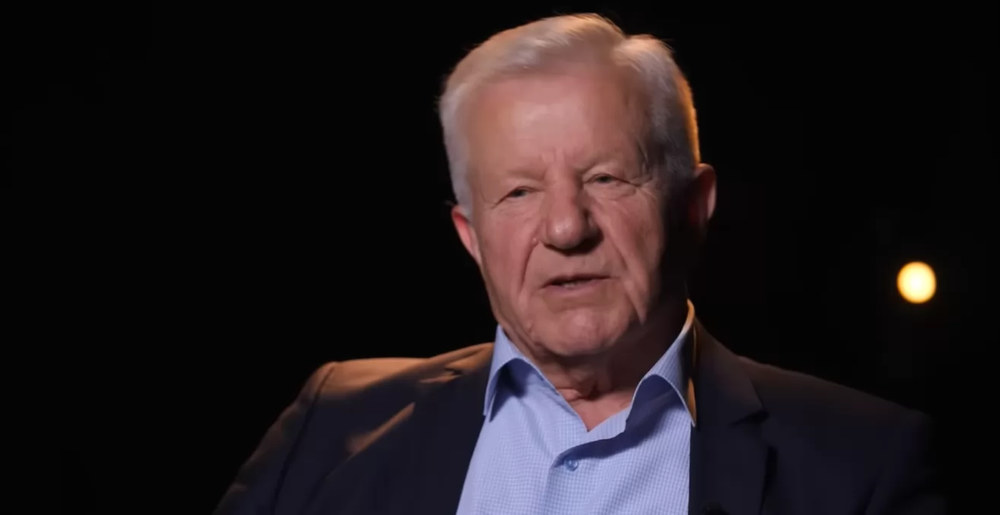 Олександр Мороз скаржиться на пенсію